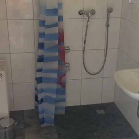 „luettje Nuest“ * Emden